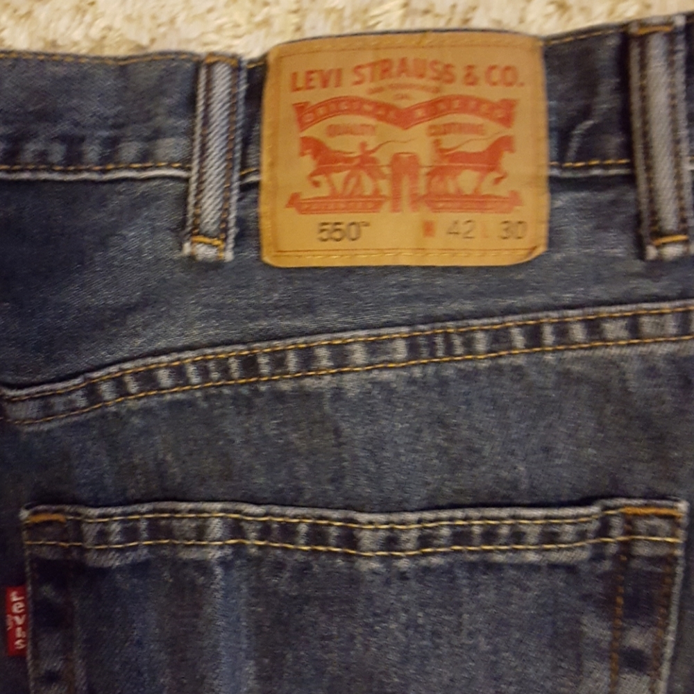 Levi Strauss straight leg med wash 550 jeans 42 X 30 Excellent used condition … - Picture 3 of 6